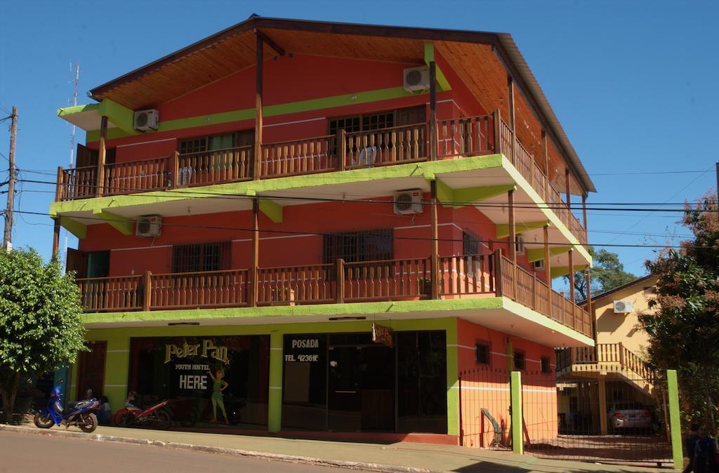 Hostel Peter Pan Puerto Iguazú Exterior foto